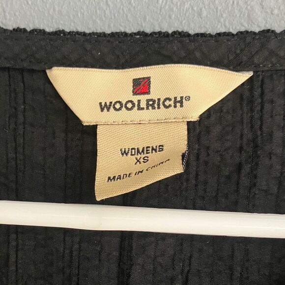Woolrich Black textured light weight Button-Up Blouse XS #711 - Picture 2 of 7